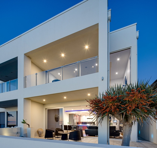 83 Esplanade, Henley Beach South Sold by Booth Real Estate