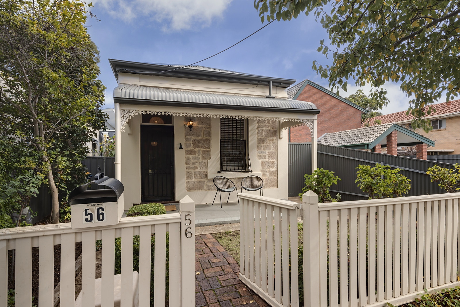 56 Essex Street South, Goodwood Sold by Booth Real Estate - image 1