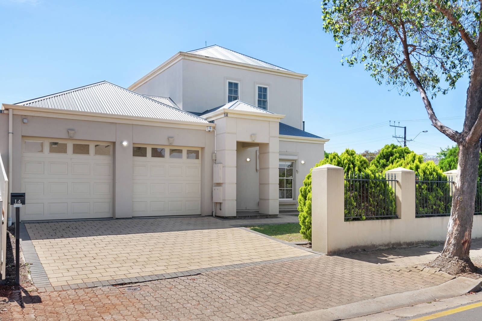 14 Clisby Street, Vale Park Sold by Booth Real Estate - image 1