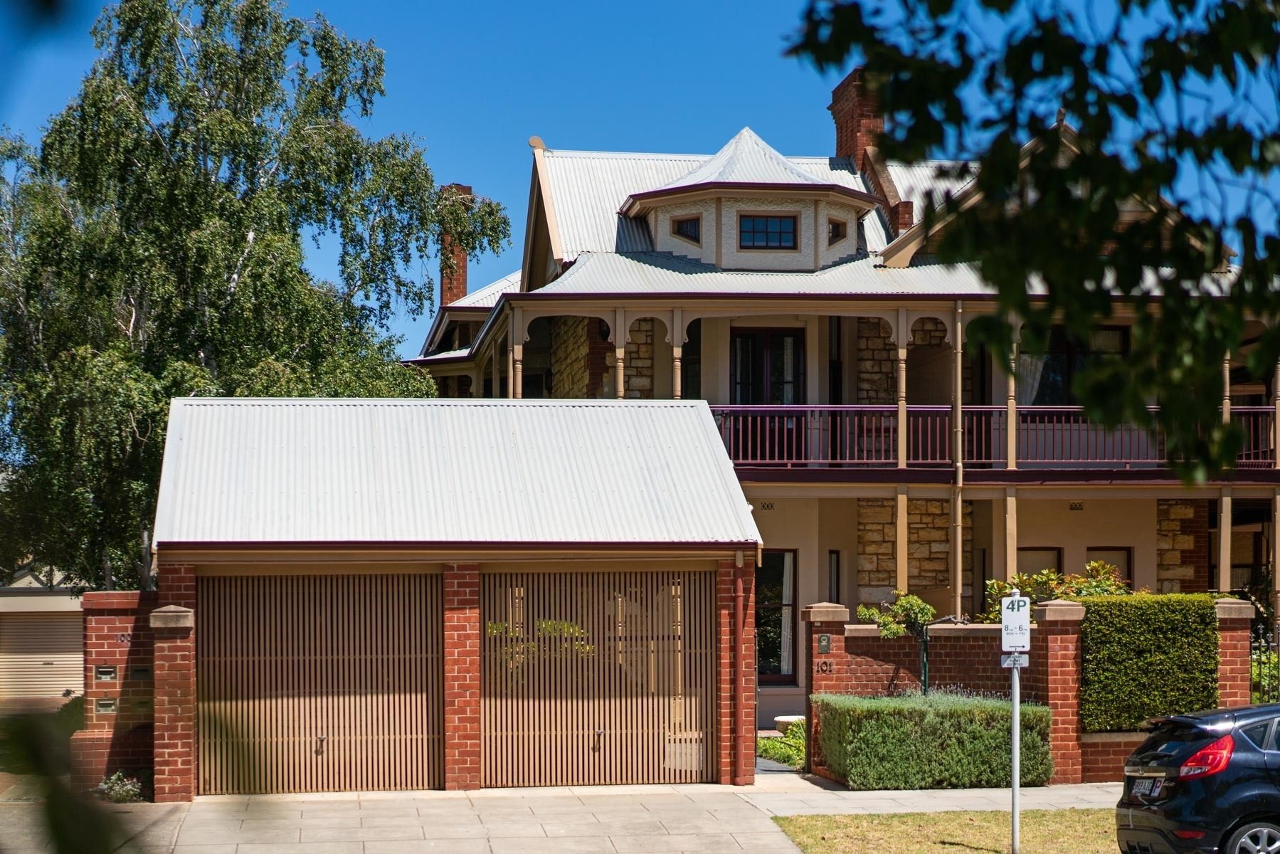 101 Barton Terrace West, North Adelaide Sold by Booth Real Estate - image 1