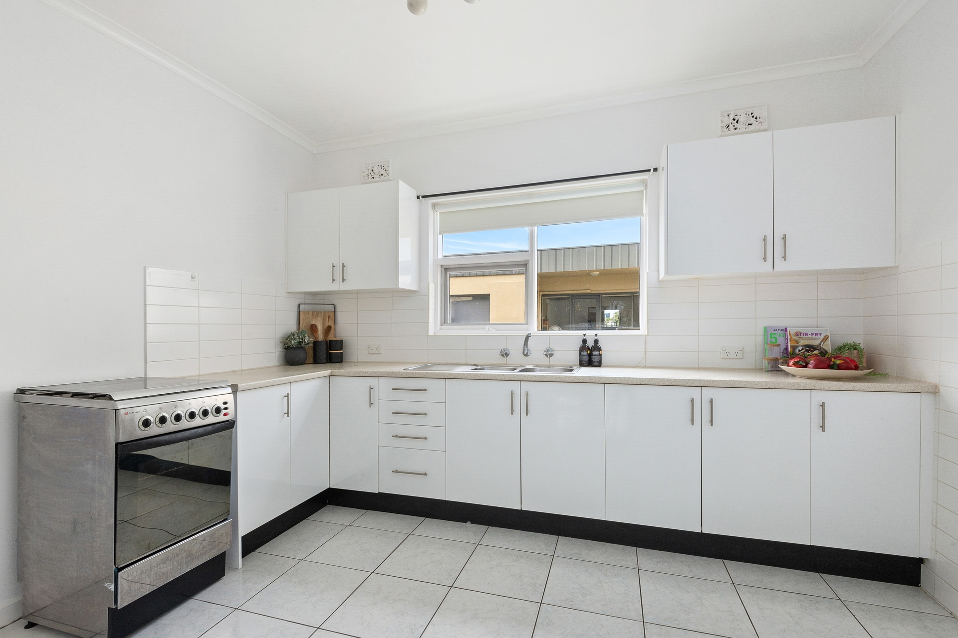 5/141 Buxton Street, North Adelaide Sold by Booth Real Estate - image 1