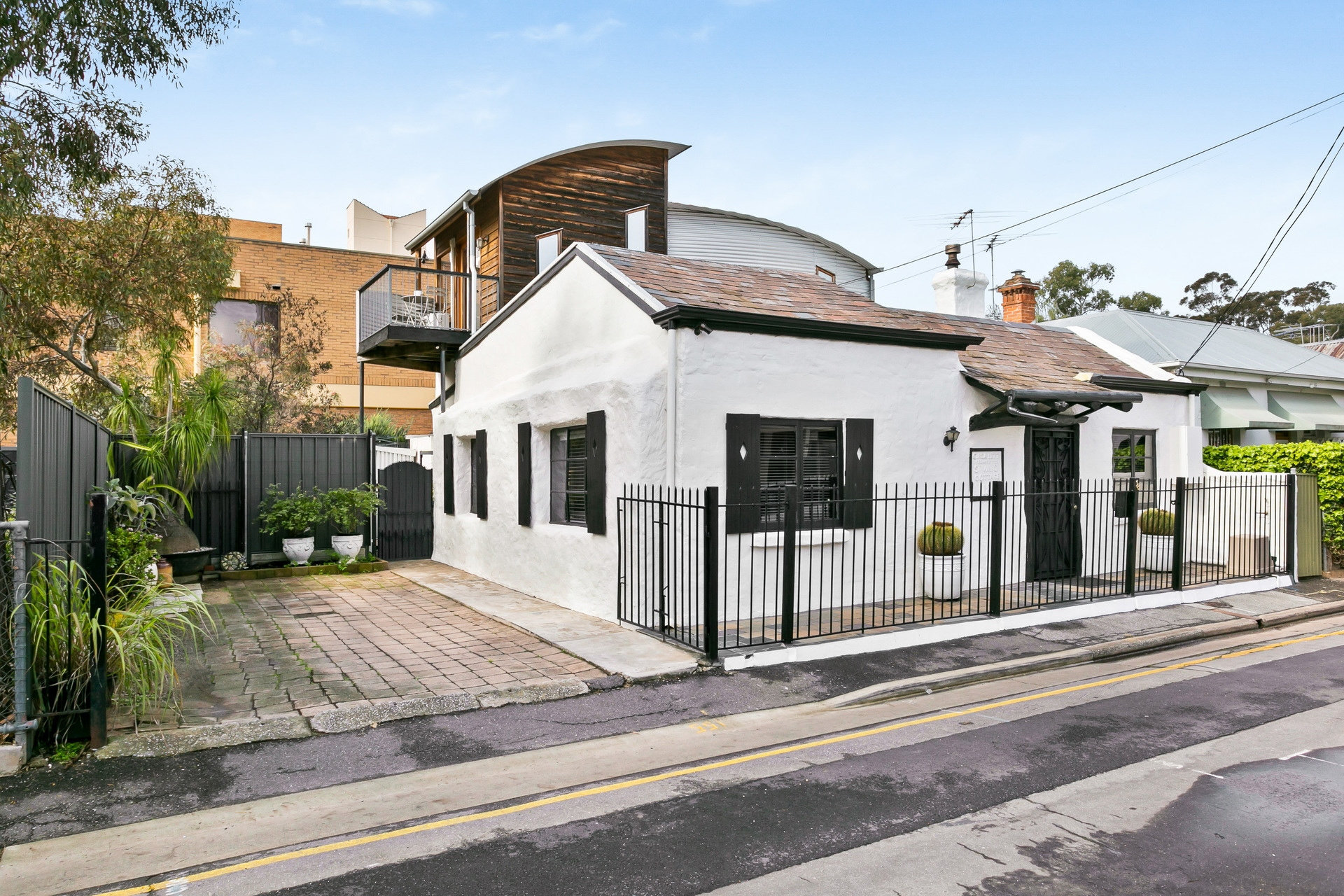 18 Vincent Street, Adelaide Sold by Booth Real Estate - image 1