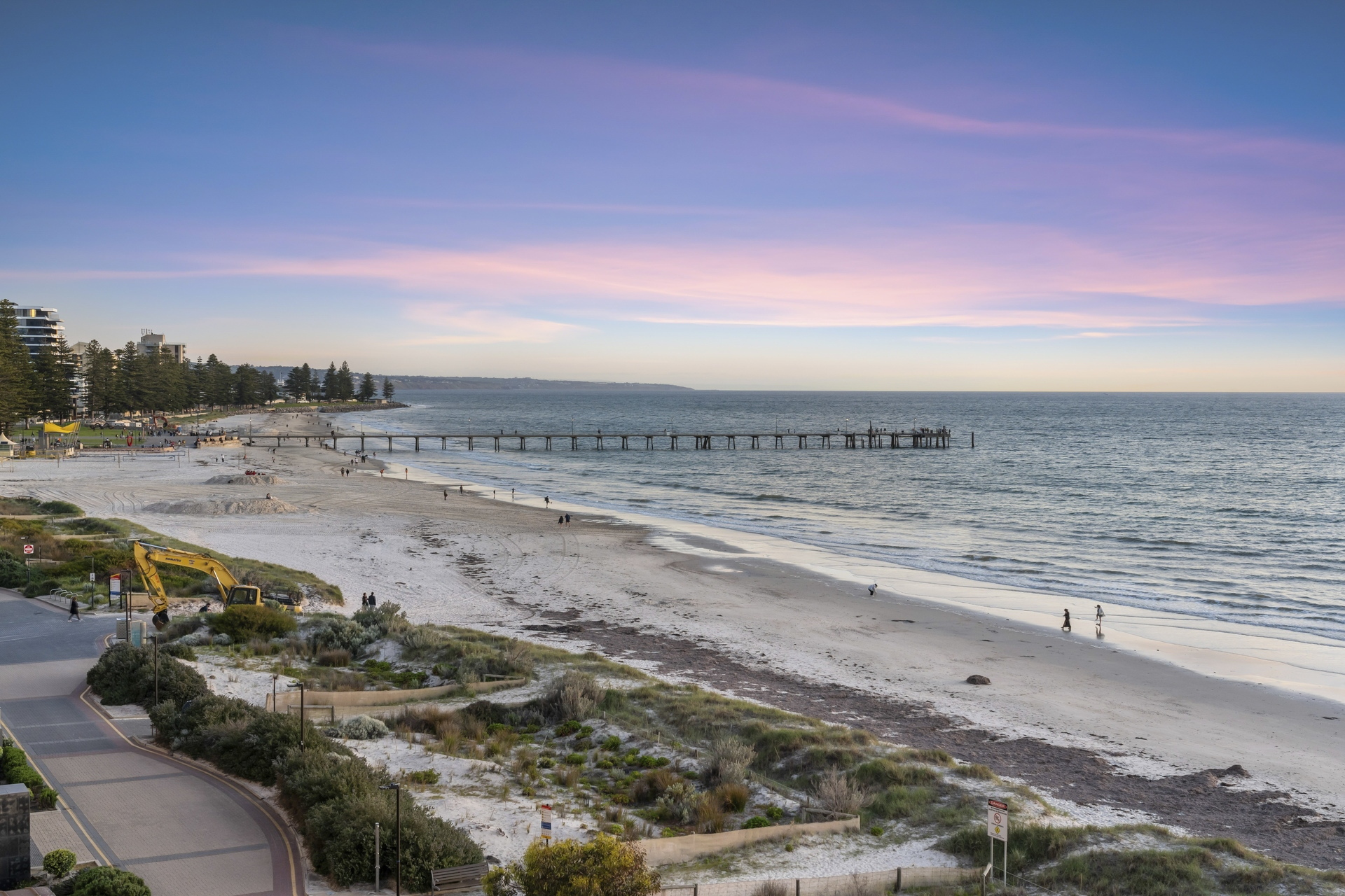 40/5 Holdfast Promenade, Glenelg Sold by Booth Real Estate - image 1