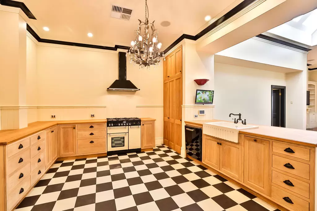 20 Clifton Street, Malvern Sold by Booth Real Estate - image 1
