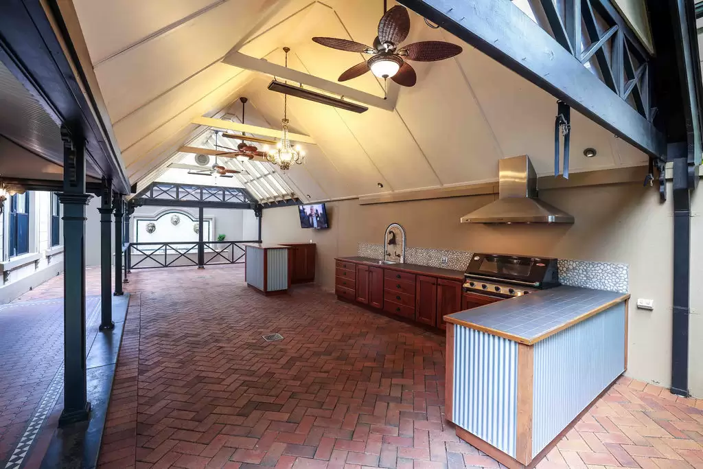 20 Clifton Street, Malvern Sold by Booth Real Estate - image 1
